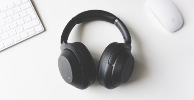 How to Connect Bluetooth Headphones to Mac – 2024 Guide