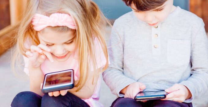 8 Best Parental Control Apps for iPhone and iPad in 2024