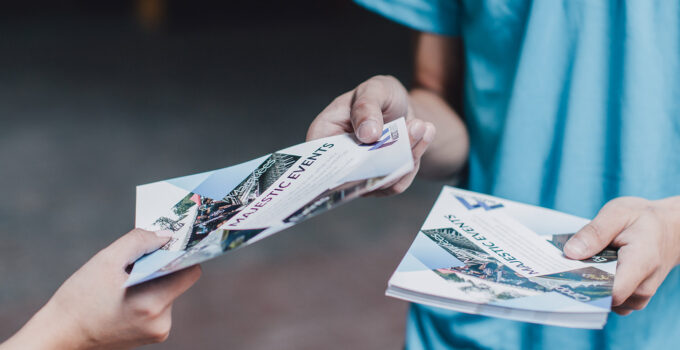 5 Tips to Choose a Flyer Distribution Company Wisely