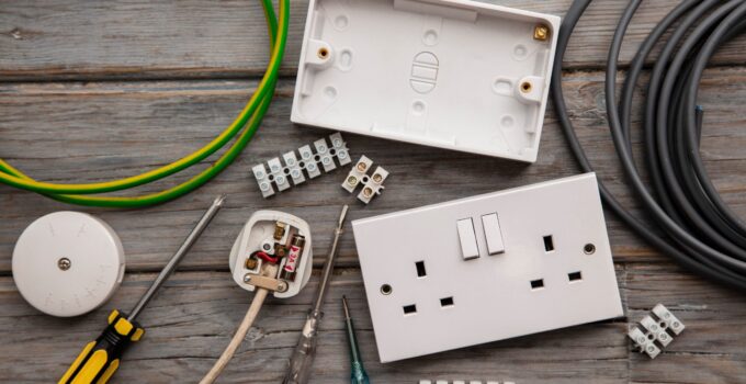 How To Choose The Right Electronic Parts Supplier For Your Business