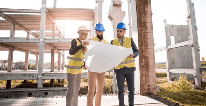 Top 4 Must-Have Features for a Construction Management Software