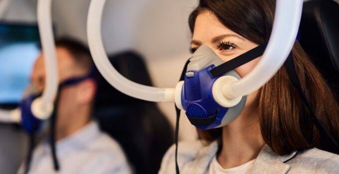 The Technology Behind Hyperbaric Oxygen Therapy: Exploring How it Works