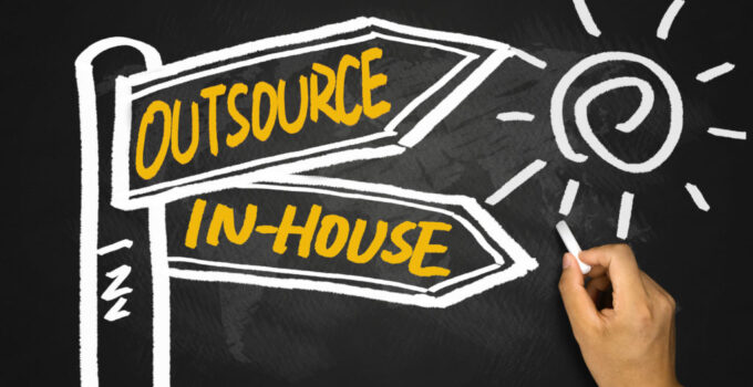 Which is Better: Service Outsourcing Vs In-house?