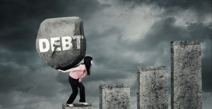 Walking Away From Debt vs Filing Bankruptcy