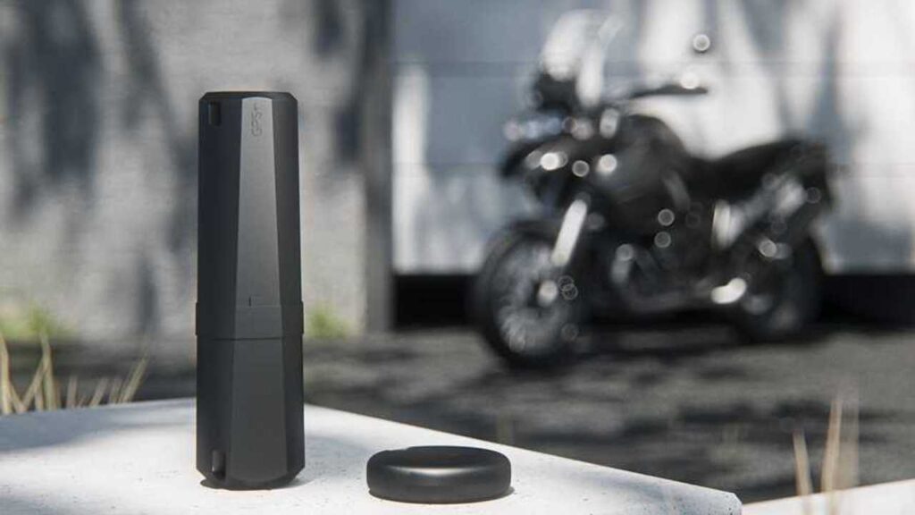 Choosing the Right Device for Motorcycle Tracking