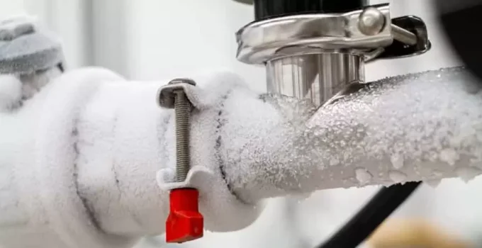 How to Prevent Frozen Pipes and Drains