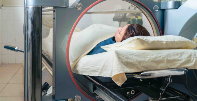 Hyperbaric Oxygen For Wound Healing And Tissue Repair: Medical Uses Explained